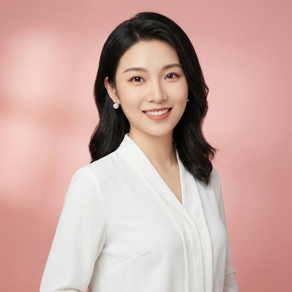 萝莉岛演员顾问周雨彤